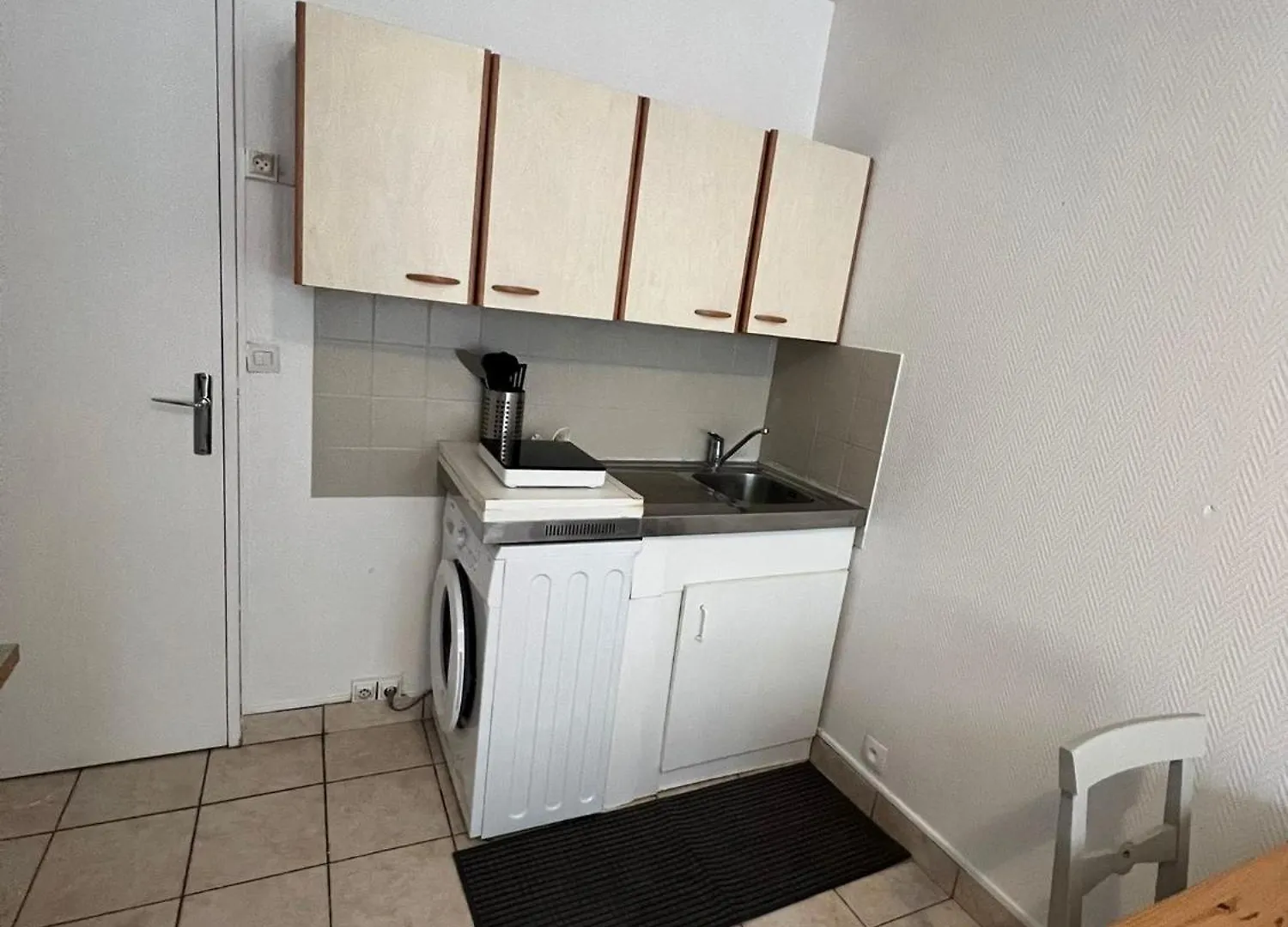 Apartment Studio Paris 20E France